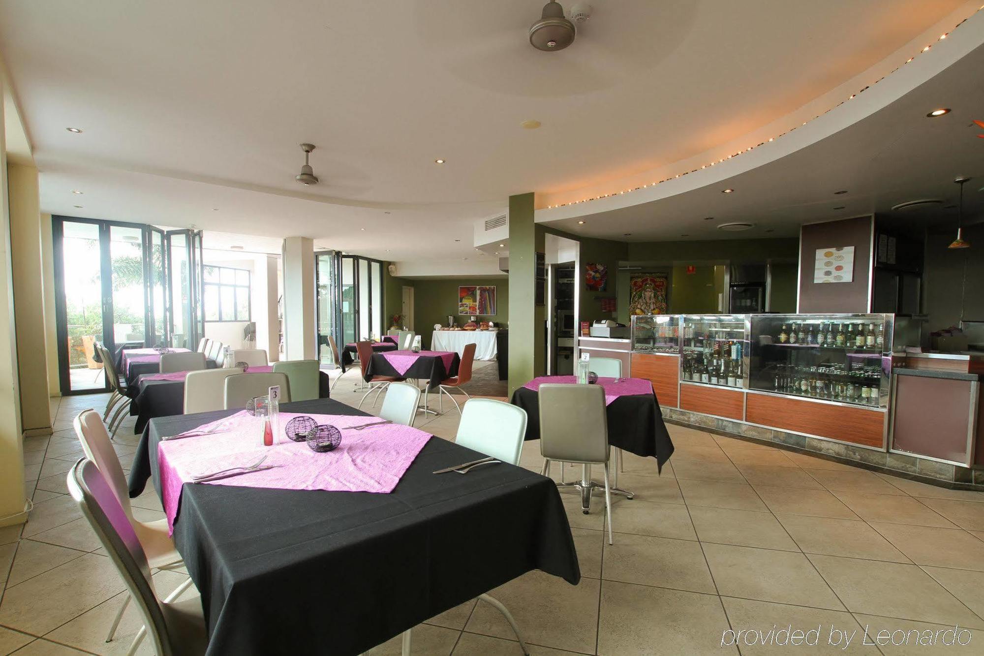 Official Aparthotel 4*
